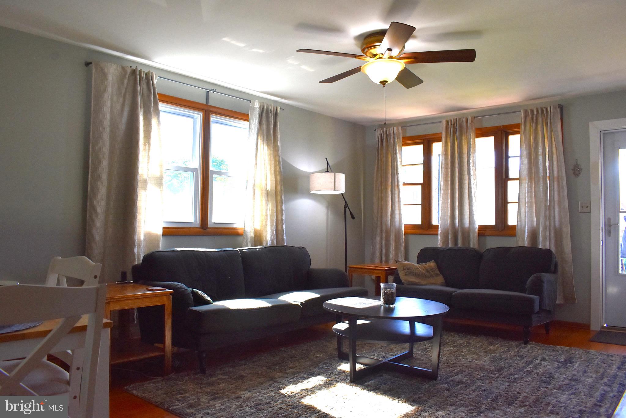 7024 Dunhill Road Baltimore, MD 21222 - Photo 5 of 27
