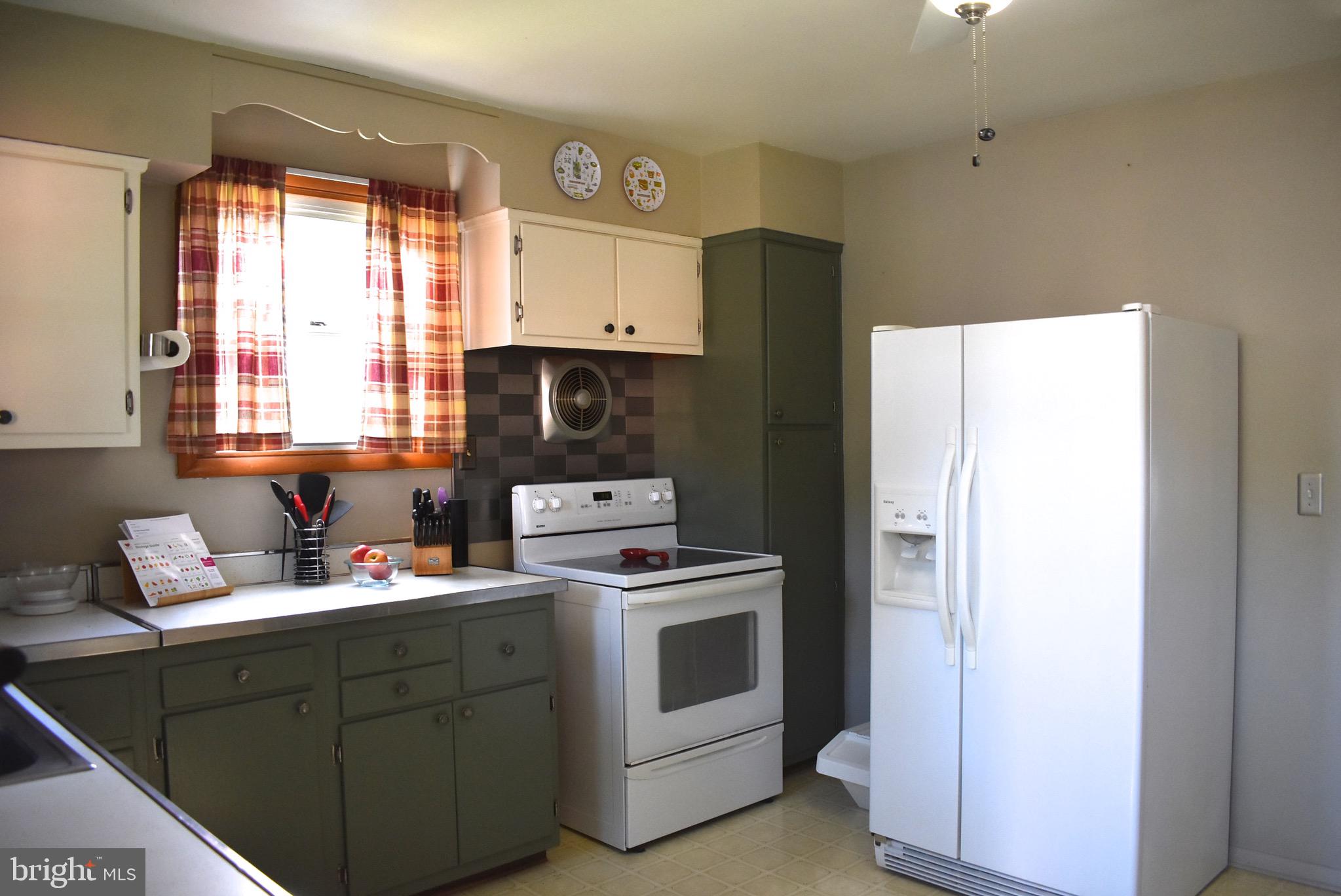 7024 Dunhill Road Baltimore, MD 21222 - Photo 9 of 27