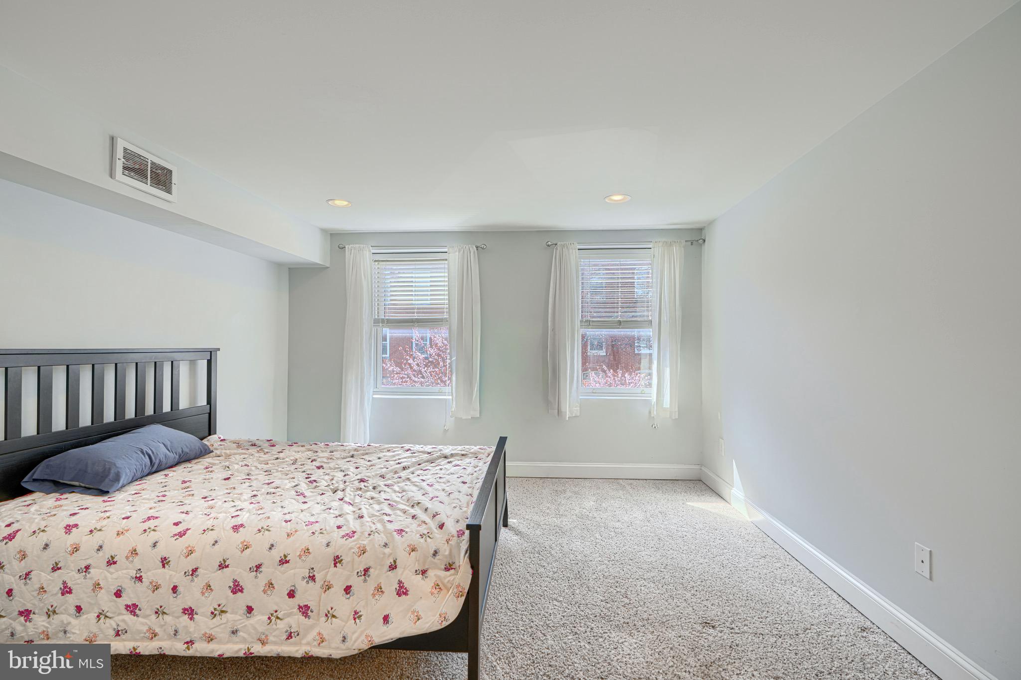 405 South Wolfe Street Baltimore, MD 21231 - Photo 16 of 41