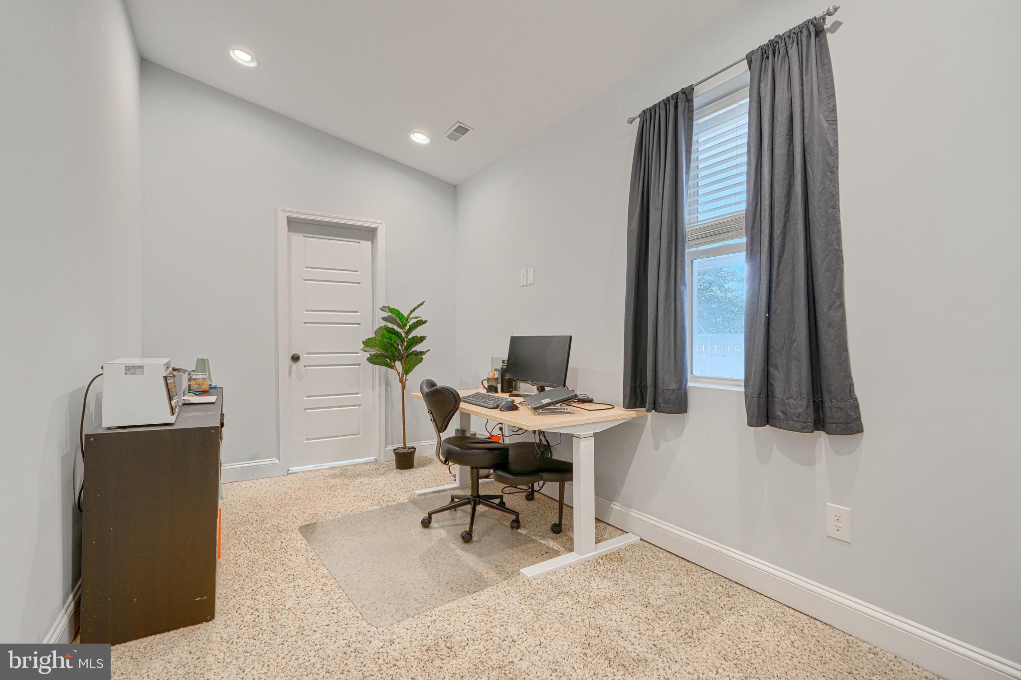 405 South Wolfe Street Baltimore, MD 21231 - Photo 18 of 41