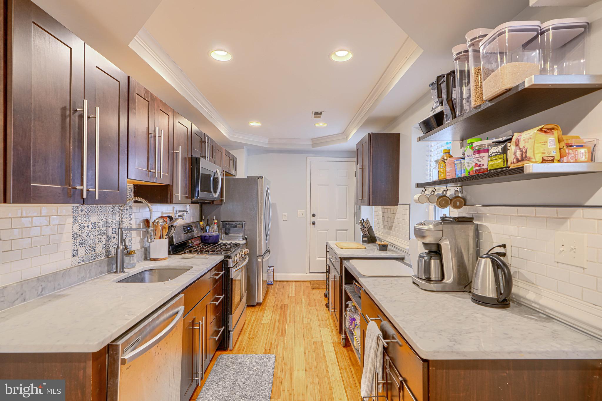 405 South Wolfe Street Baltimore, MD 21231 - Photo 5 of 41