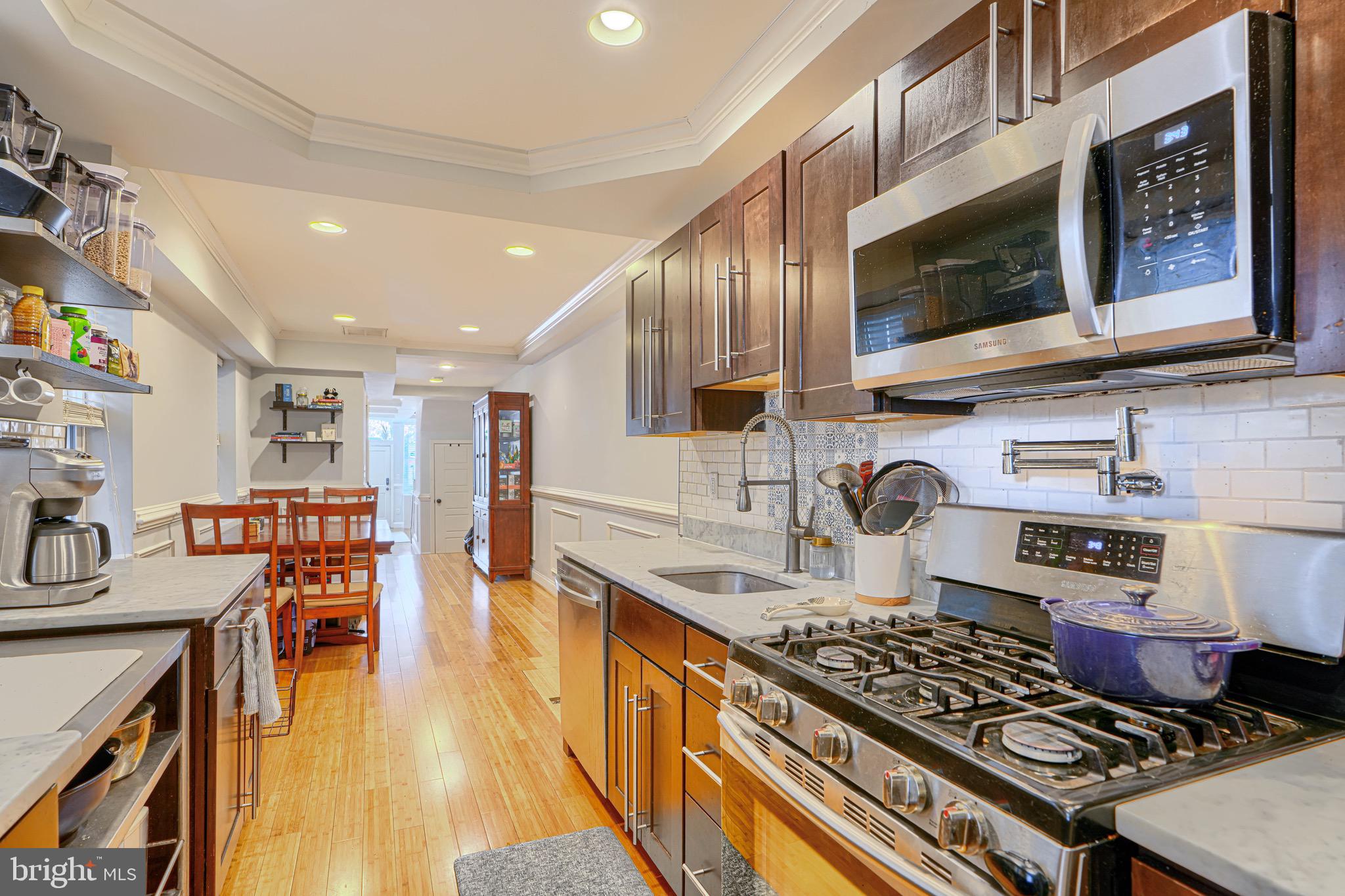 405 South Wolfe Street Baltimore, MD 21231 - Photo 6 of 41