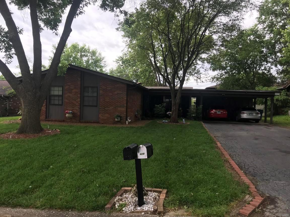429 Williamsburg Drive Belleville, IL 62221 - Photo 1 of 1