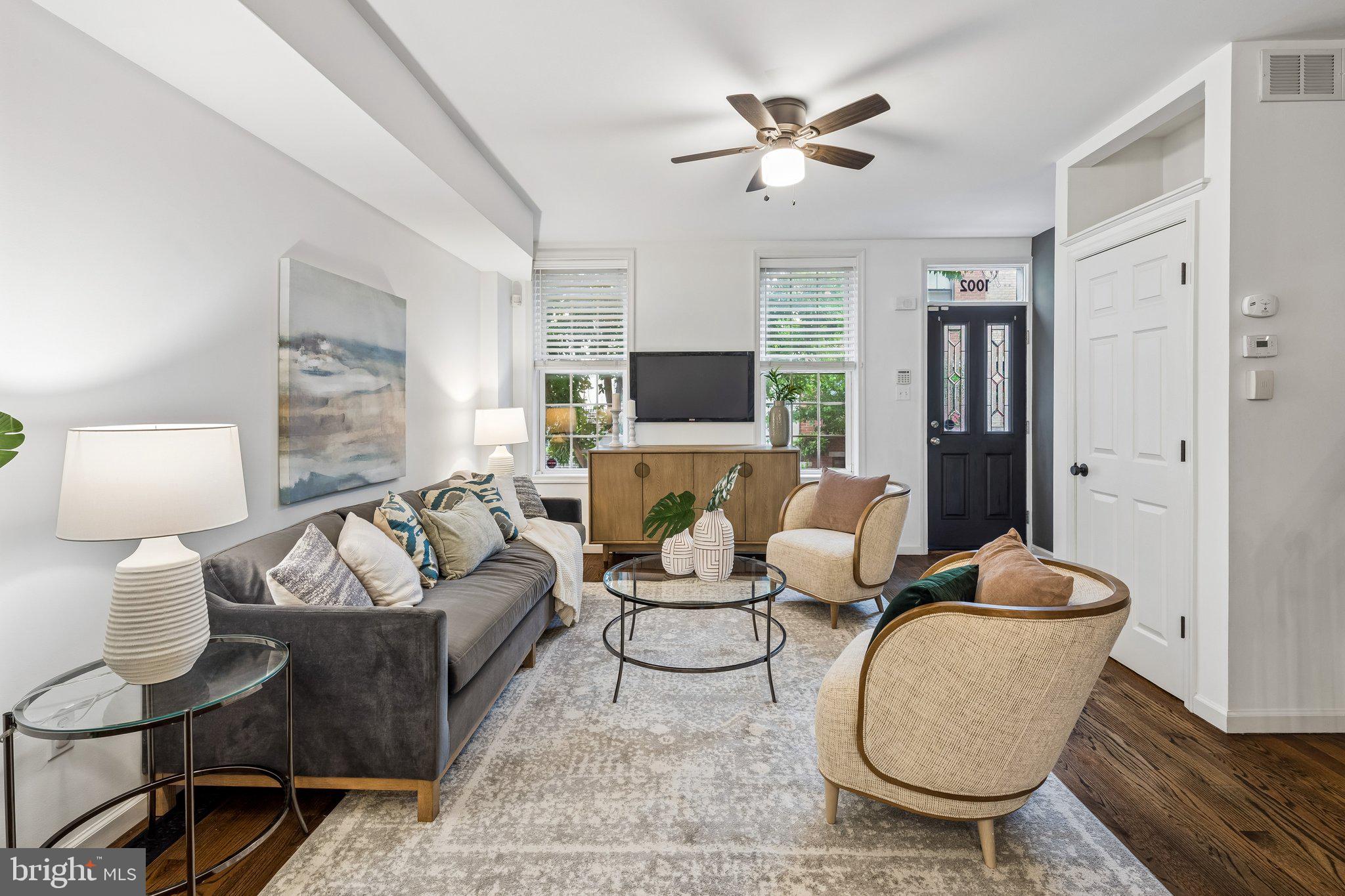1002 South Chadwick Street Philadelphia, PA 19146 - Photo 1 of 21
