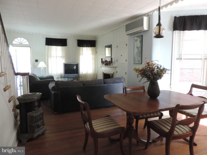 240 Bridge Street Spring City, PA 19475 - Photo 9 of 23 Dining Room