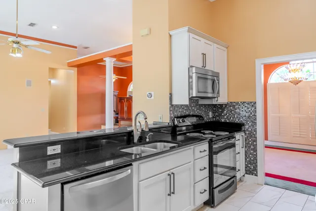 $595,500 | 5239 Oak Drive, Marianna, FL 32446