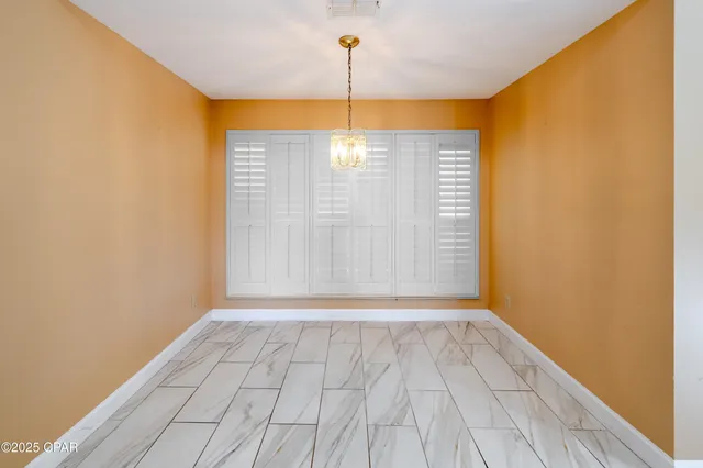 $595,500 | 5239 Oak Drive, Marianna, FL 32446