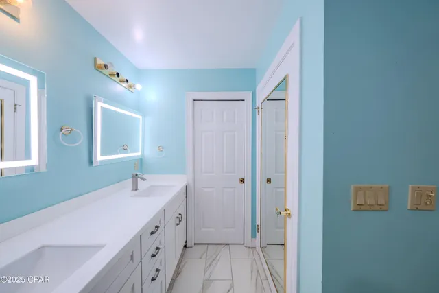 $595,500 | 5239 Oak Drive, Marianna, FL 32446