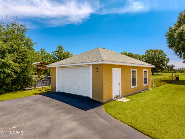 $595,500 | 5239 Oak Drive, Marianna, FL 32446