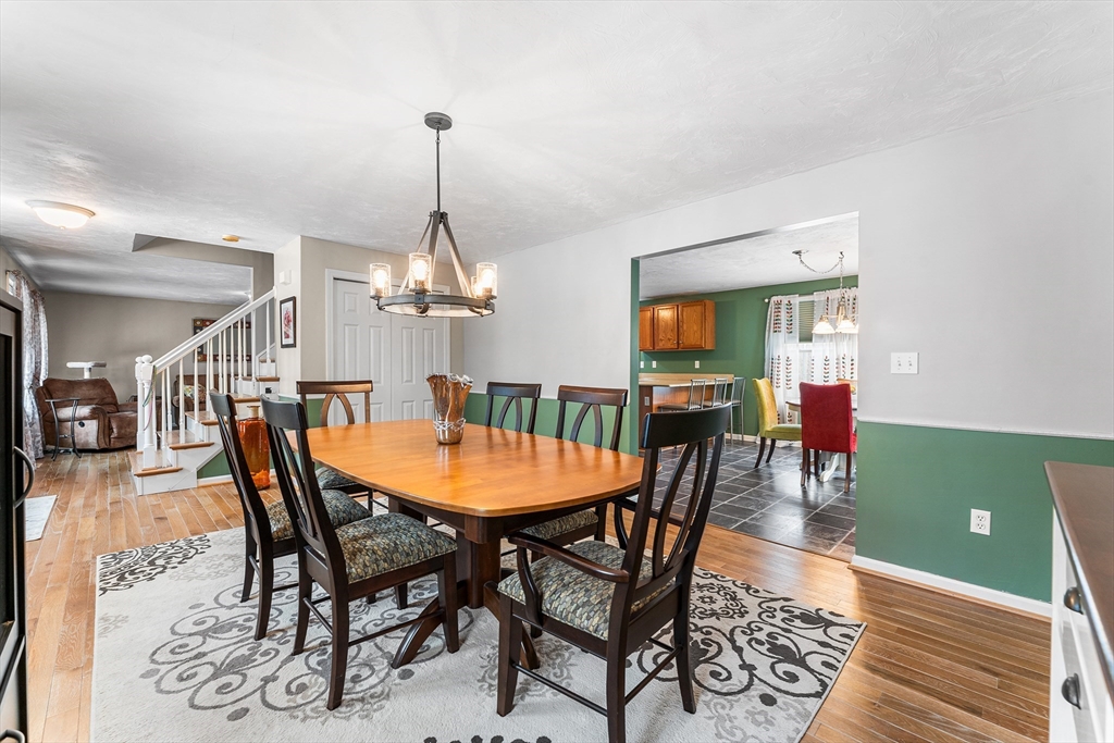 216 Gray Road Templeton, MA 01468 - Photo 5 of 38