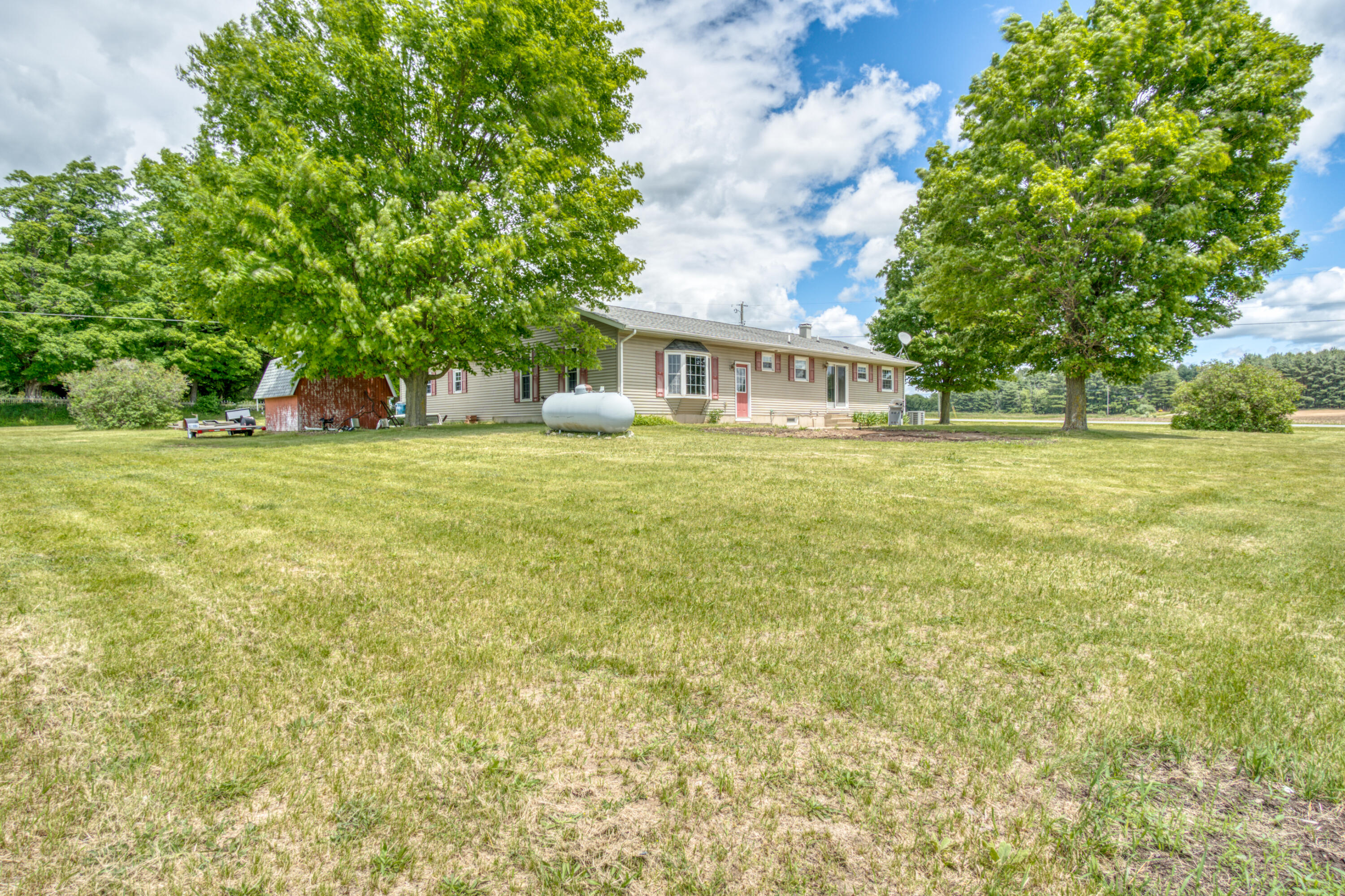 12025 Cutler Road Lakeview, MI 48850 - Photo 14 of 20 DSC04277_47