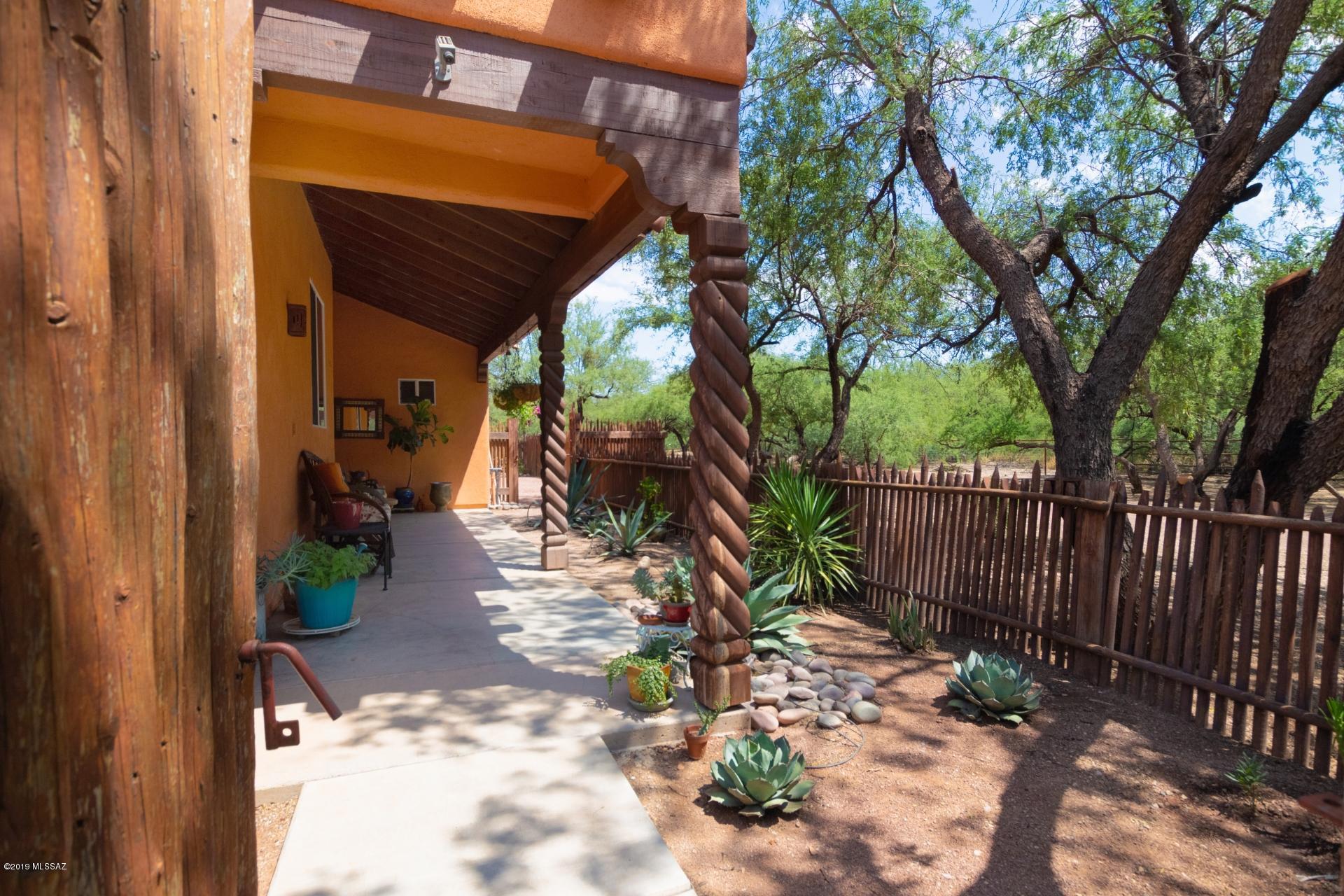 22 Ranchos Del Rio Court Nogales, AZ 85621 - Photo 4 of 29