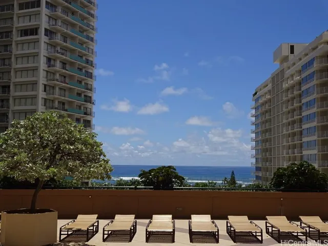 $2,000 | 1778 Ala Moana Boulevard, Unit 2205, Honolulu, HI 96815