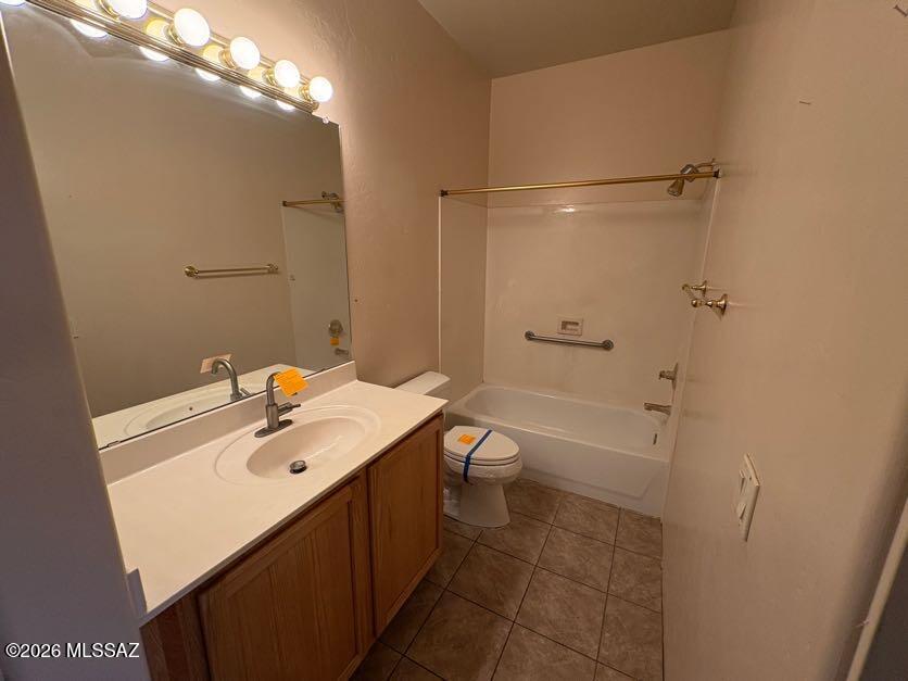 5708 West Treasure Cove Loop Tucson, AZ 85713 - Photo 9 of 10 Bathroom