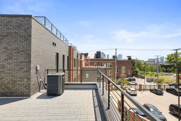 $5,200 | 1207 6th Avenue North, Nashville, TN 37208
