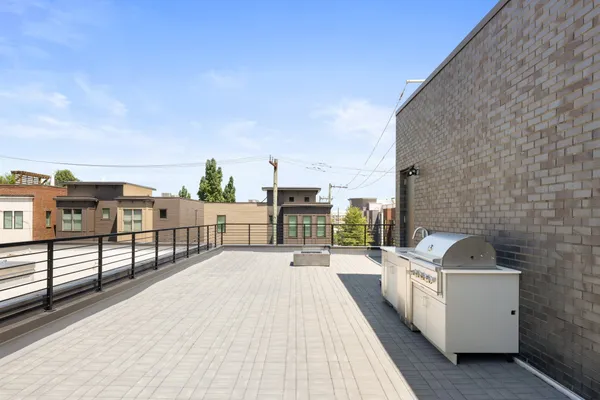 $5,200 | 1207 6th Avenue North, Nashville, TN 37208