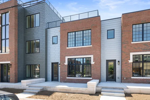 $5,200 | 1207 6th Avenue North, Nashville, TN 37208