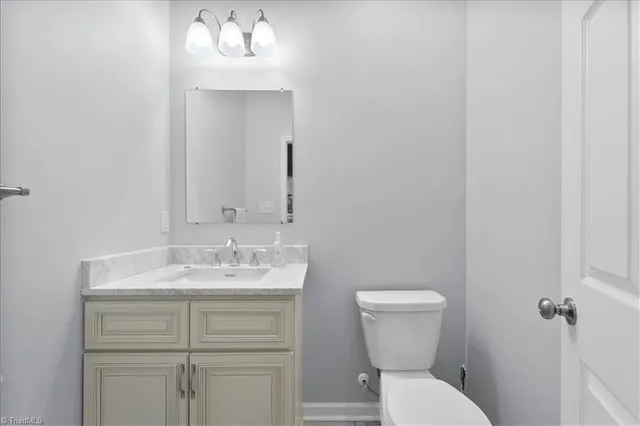 $499,000 | 3100 Stratford Court, High Point, NC 27265