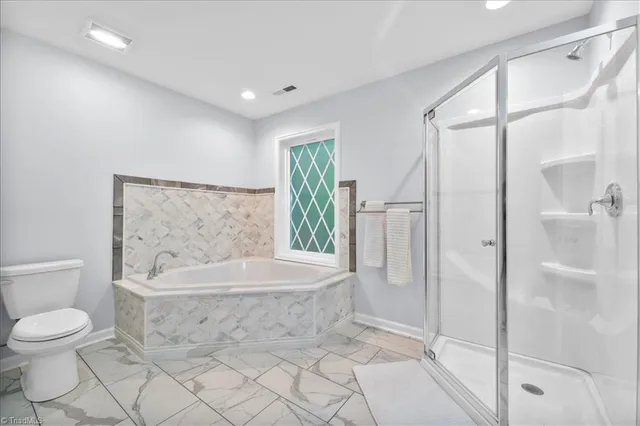 $499,000 | 3100 Stratford Court, High Point, NC 27265