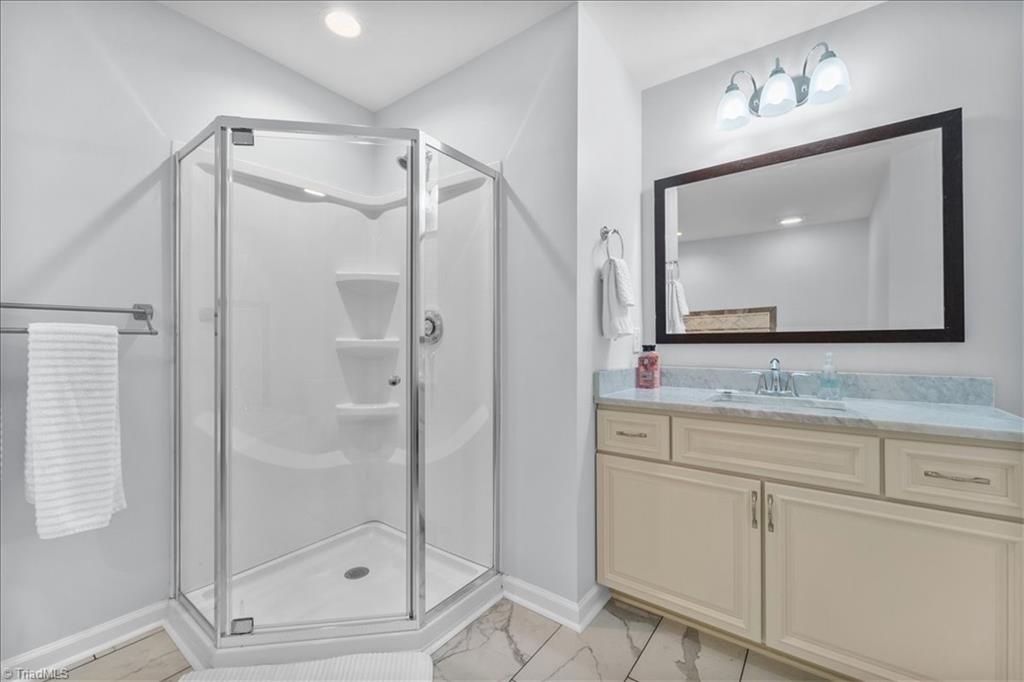 3100 Stratford Court High Point, NC 27265 - Photo 33 of 50