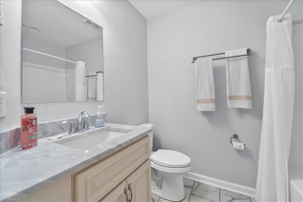 3100 Stratford Court High Point, NC 27265 - Photo 38 of 50