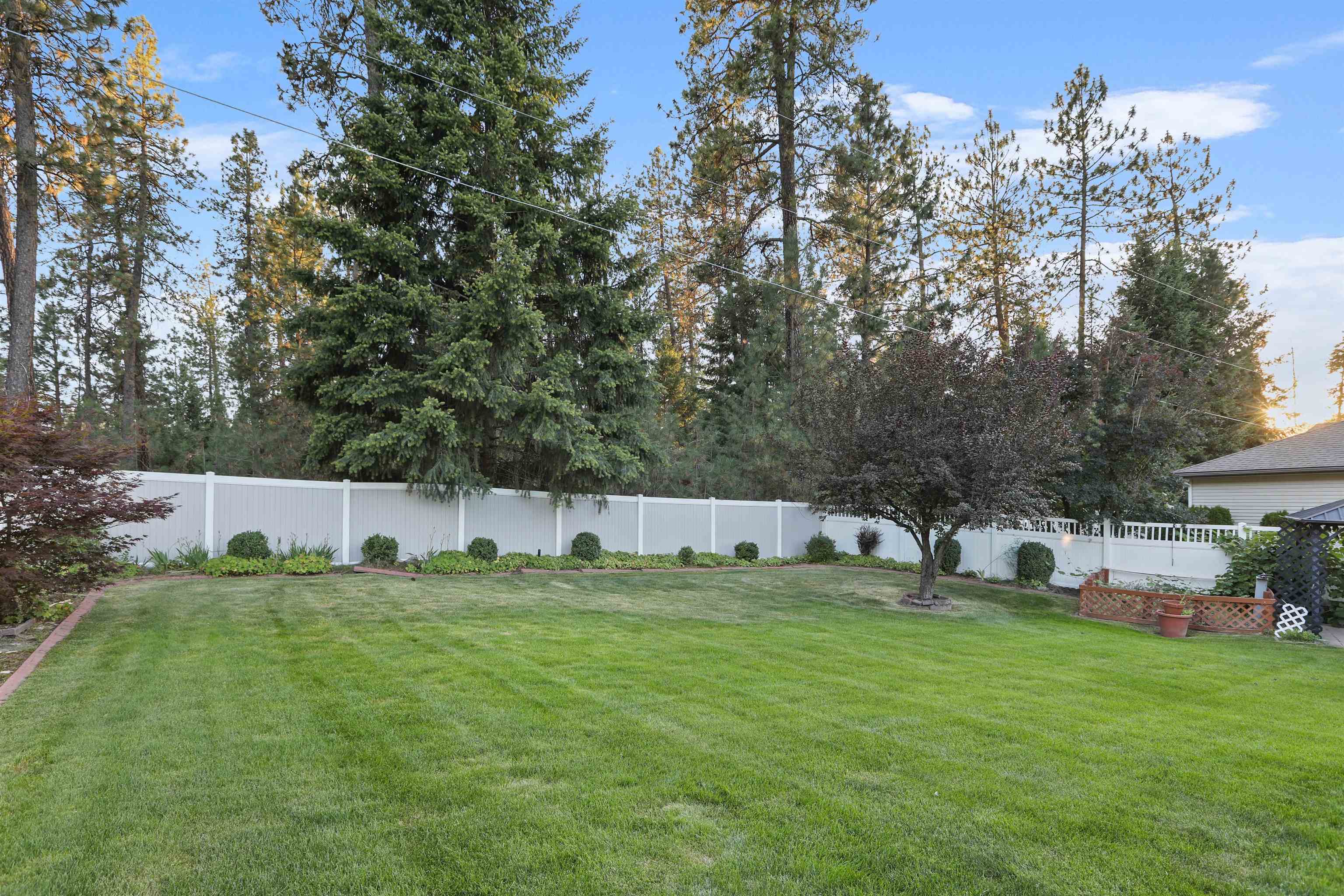 307 West Arrow Lane Spokane, WA 99208 - Photo 37 of 49