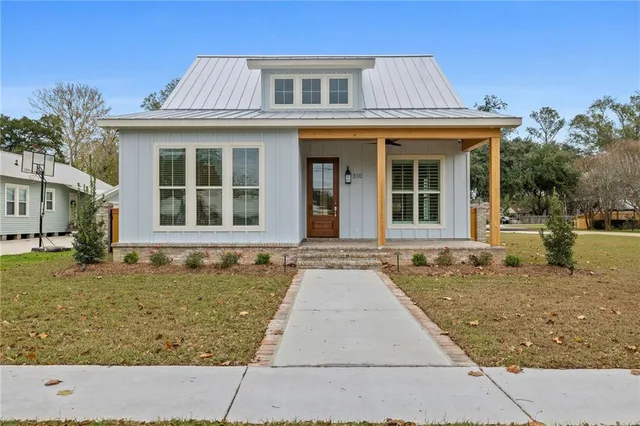 $3,000 | 360 North 6th Street, Ponchatoula, LA 70454