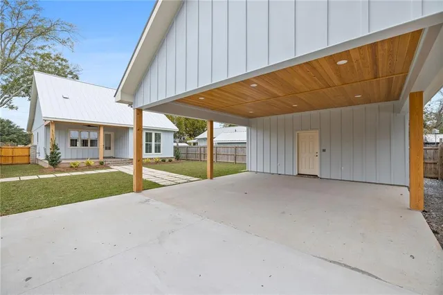 $3,000 | 360 North 6th Street, Ponchatoula, LA 70454