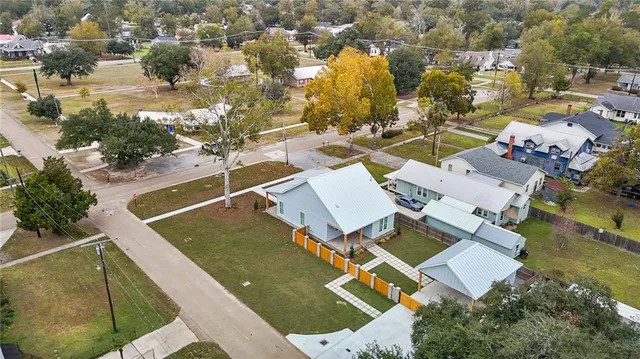 $3,000 | 360 North 6th Street, Ponchatoula, LA 70454