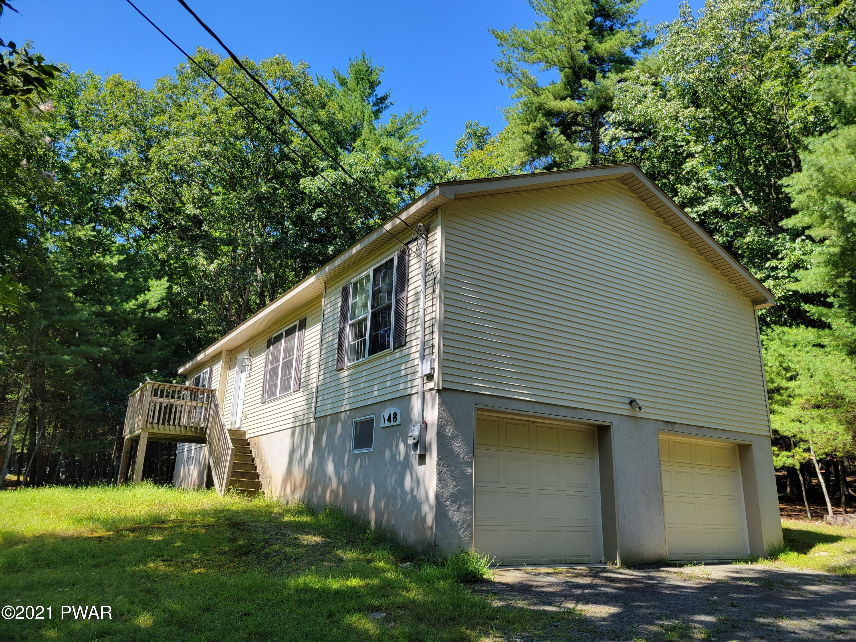 148 Timber Ridge Drive Hawley, PA 18428 - Photo 15 of 26 Side of House