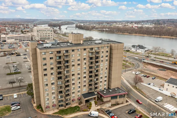 $229,000 | 111 DeKoven Drive, Unit 703, Middletown, CT 06457