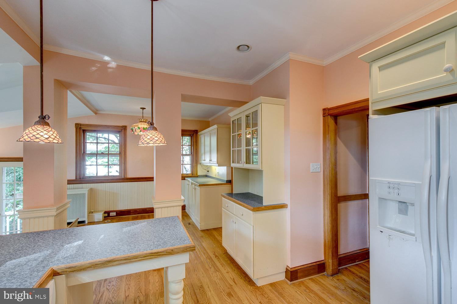 228 Poplar Avenue Wayne, PA 19087 - Photo 12 of 32 Kitchen expands across the width of the house