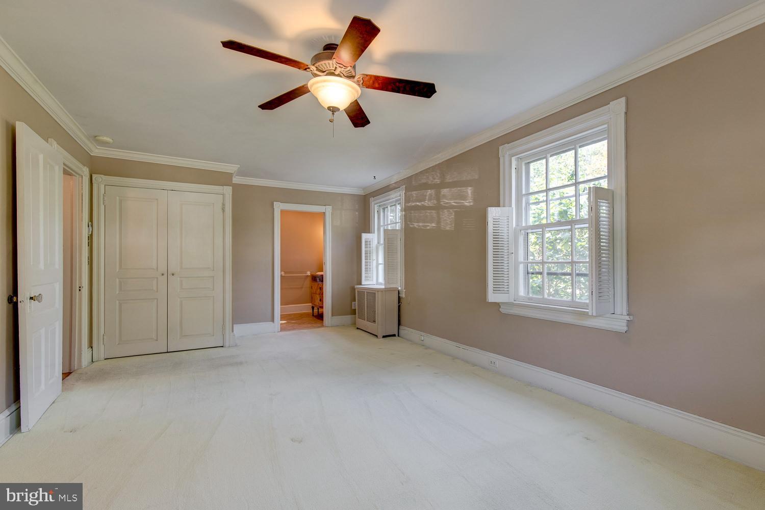 228 Poplar Avenue Wayne, PA 19087 - Photo 17 of 32 Large primary bedroom with ensuite bath