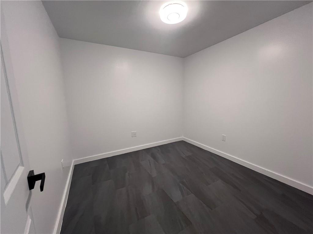 7855 Roswell Road Atlanta, GA 30350 - Photo 15 of 24 a view of a small space