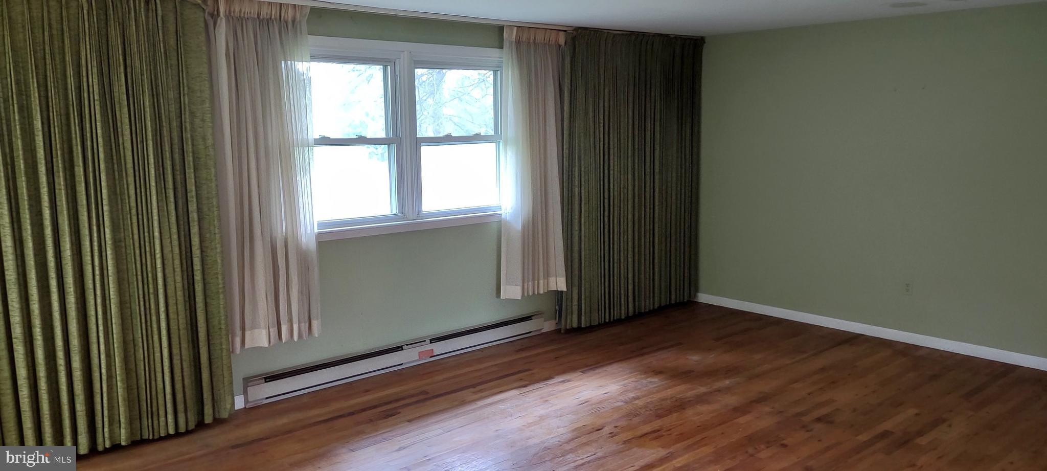 1025 Callowhill Road Perkasie, PA 18944 - Photo 13 of 39 Living room