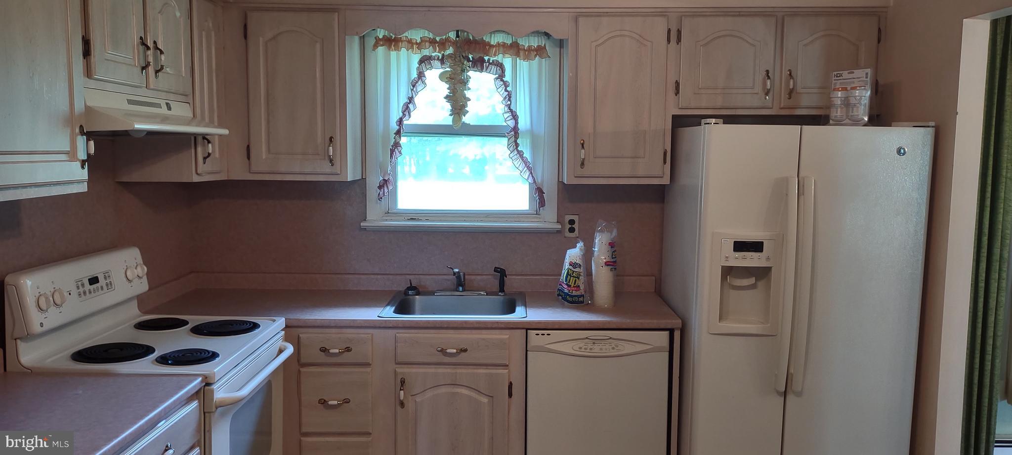1025 Callowhill Road Perkasie, PA 18944 - Photo 16 of 39 Kitchen