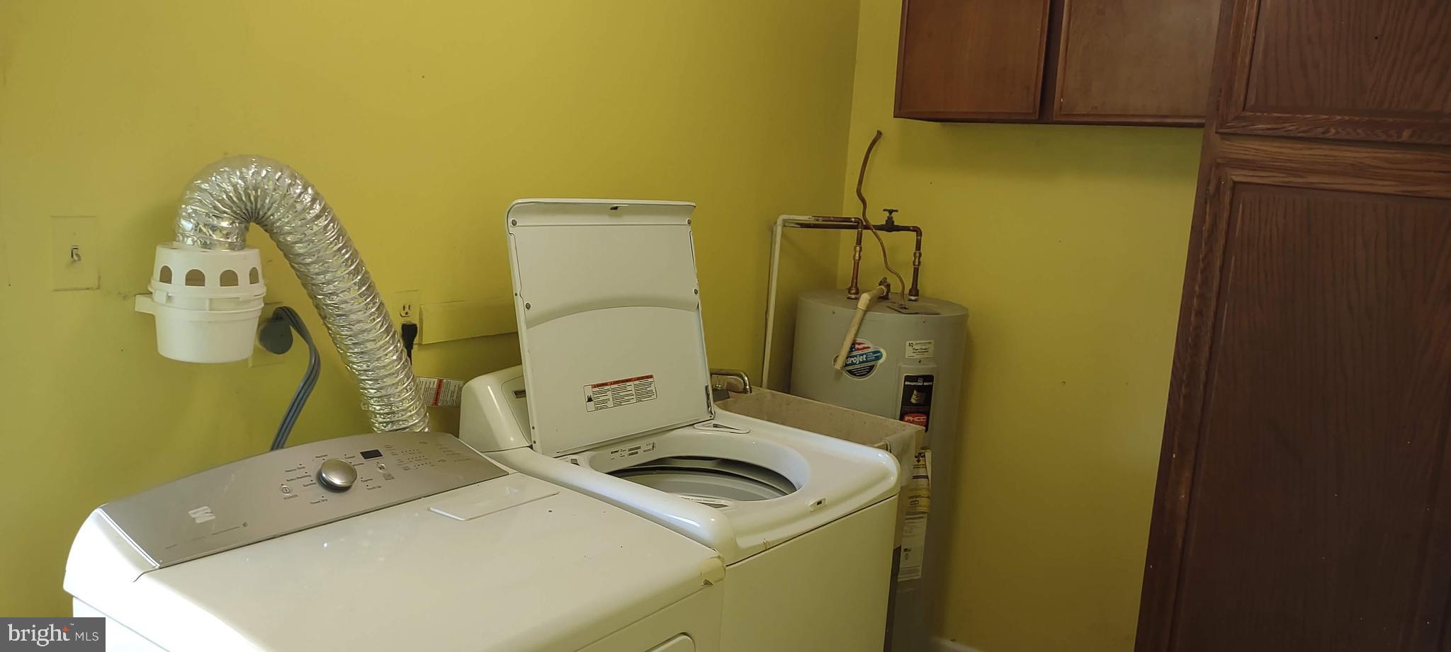 1025 Callowhill Road Perkasie, PA 18944 - Photo 22 of 39 Laundry Room