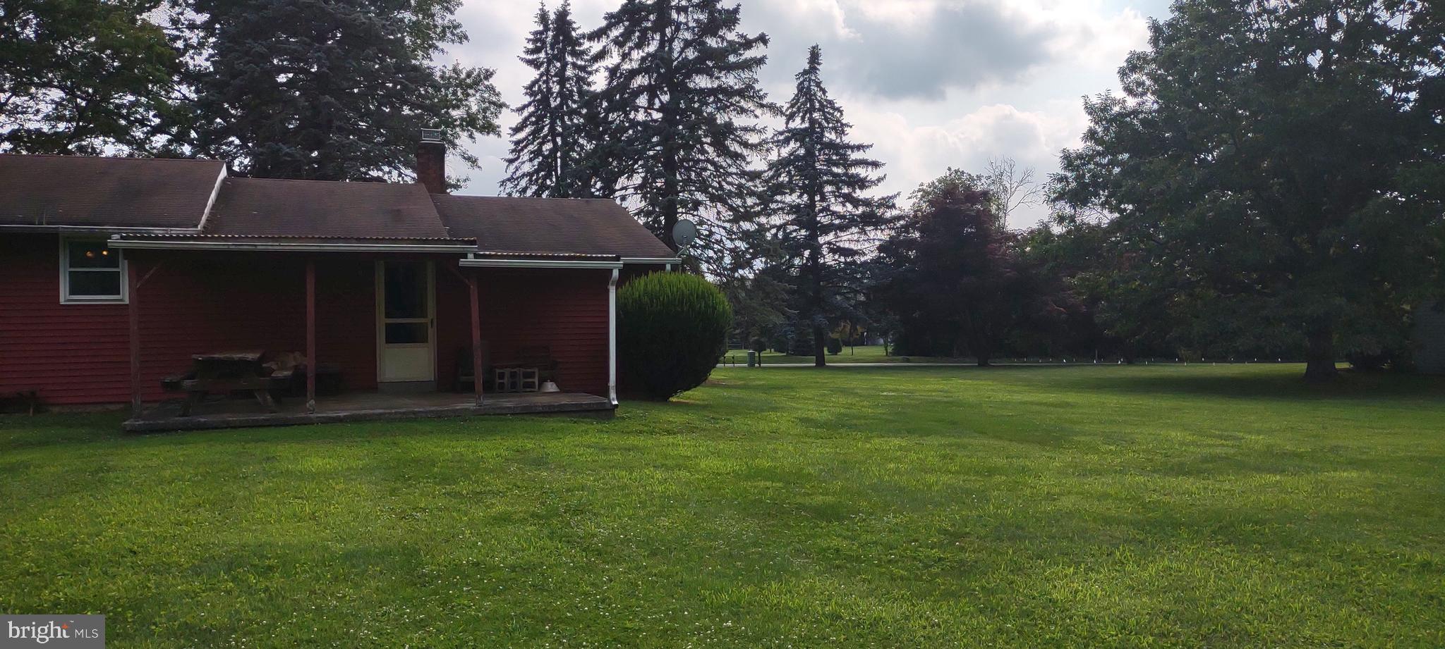 1025 Callowhill Road Perkasie, PA 18944 - Photo 33 of 39 Back of the house and side yard