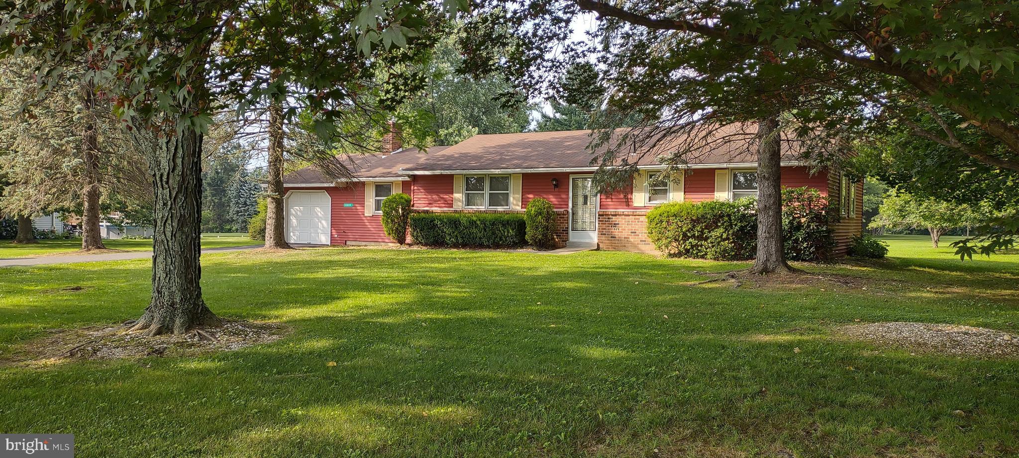 1025 Callowhill Road Perkasie, PA 18944 - Photo 6 of 39 Front View