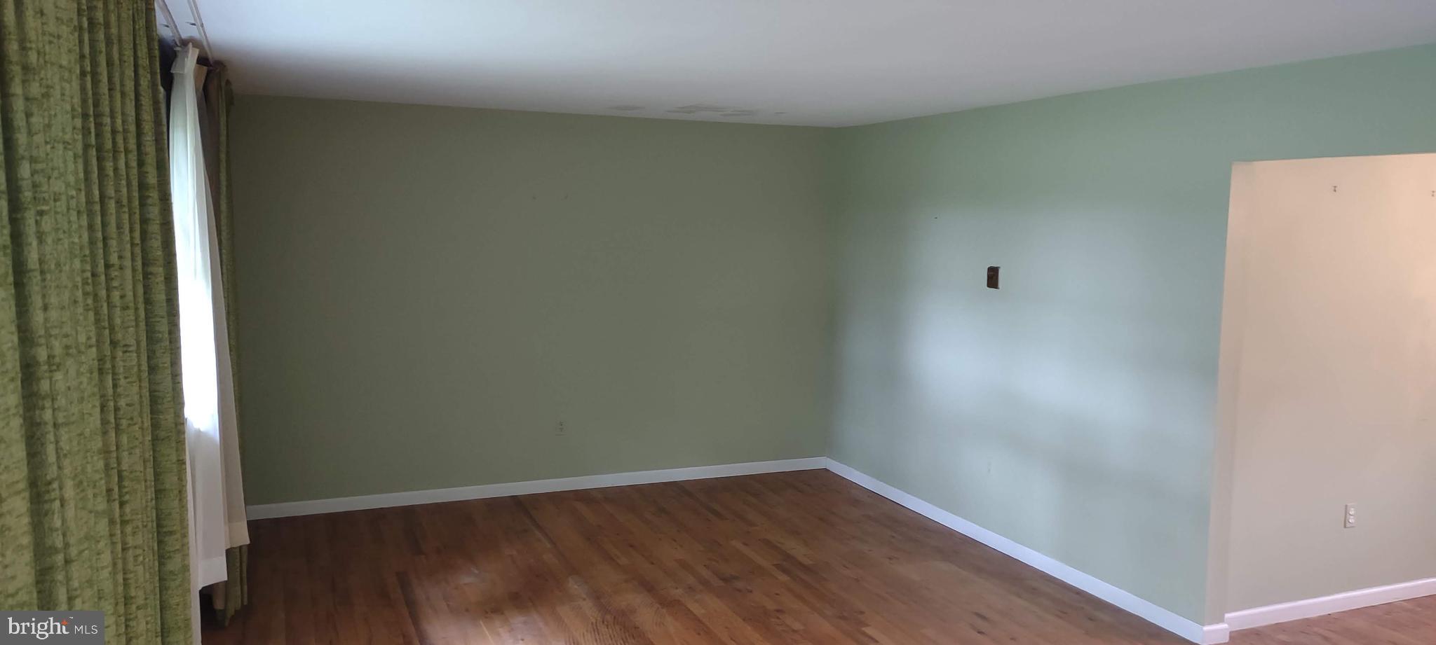 1025 Callowhill Road Perkasie, PA 18944 - Photo 9 of 39 Living room
