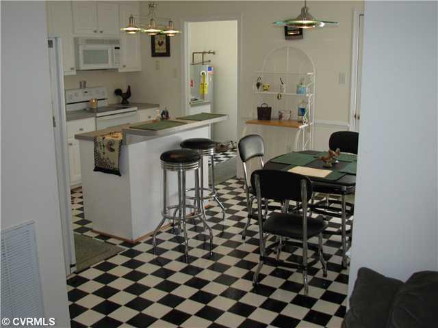262 Upshaw Road Aylett, VA 23009 - Photo 3 of 10 Gallery Image 3