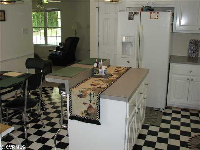 262 Upshaw Road Aylett, VA 23009 - Photo 4 of 10 Gallery Image 4