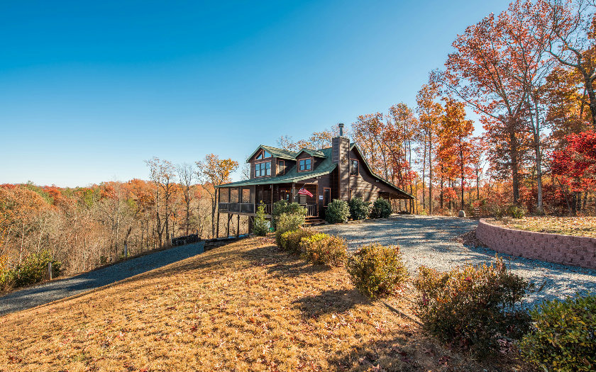262 Pine Forest Loop Blue Ridge, GA 30513 - Photo 1 of 1 Main View
