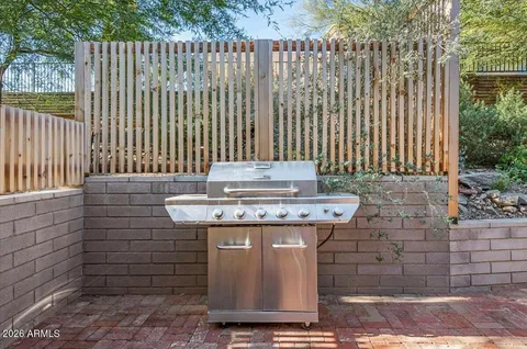 $2,895,000 | 4035 East McDonald Drive, Phoenix, AZ 85018