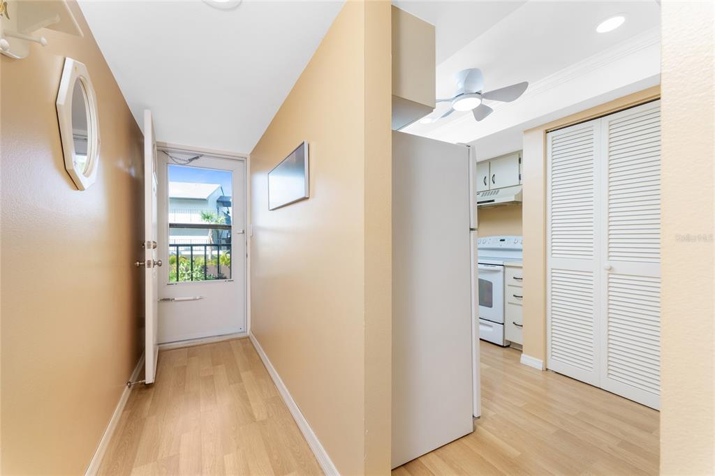 2700 North Beach Road, Unit E107 Englewood, FL 34223 - Photo 2 of 62