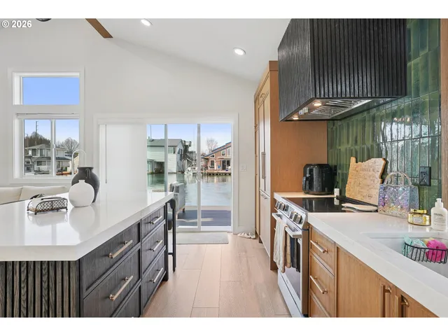 $419,000 | 18989 Northeast Marine Drive, Unit A6, Portland, OR 97230