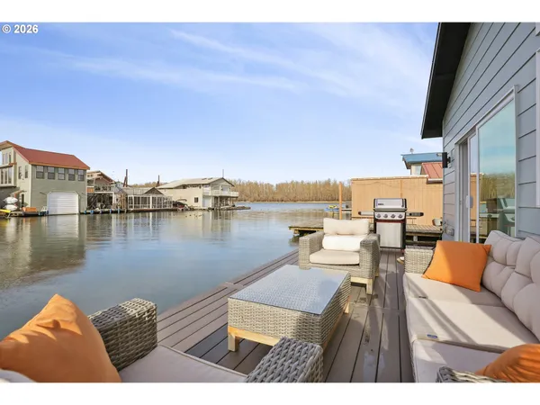 $419,000 | 18989 Northeast Marine Drive, Unit A6, Portland, OR 97230