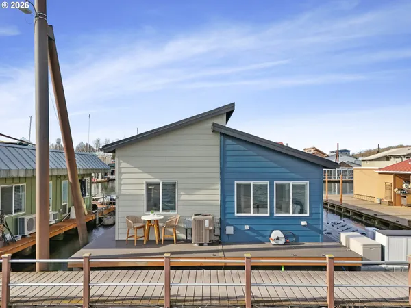 $419,000 | 18989 Northeast Marine Drive, Unit A6, Portland, OR 97230