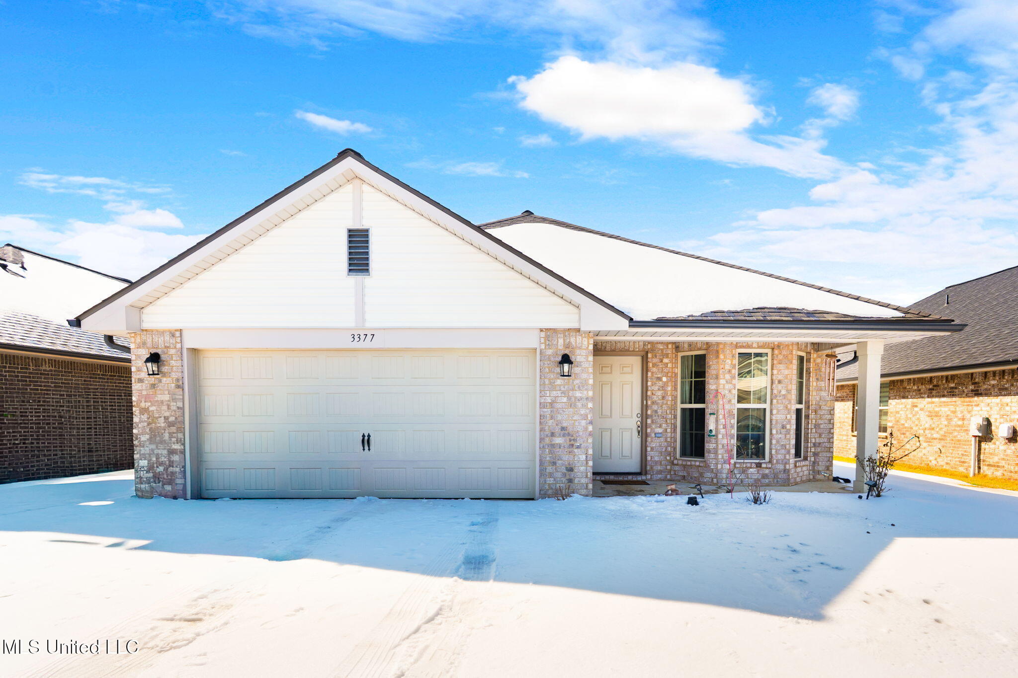 3377 Cable Lane Southaven, MS 38672 - Photo 3 of 32 1-web-or-mls-3377 Cable Ln-01