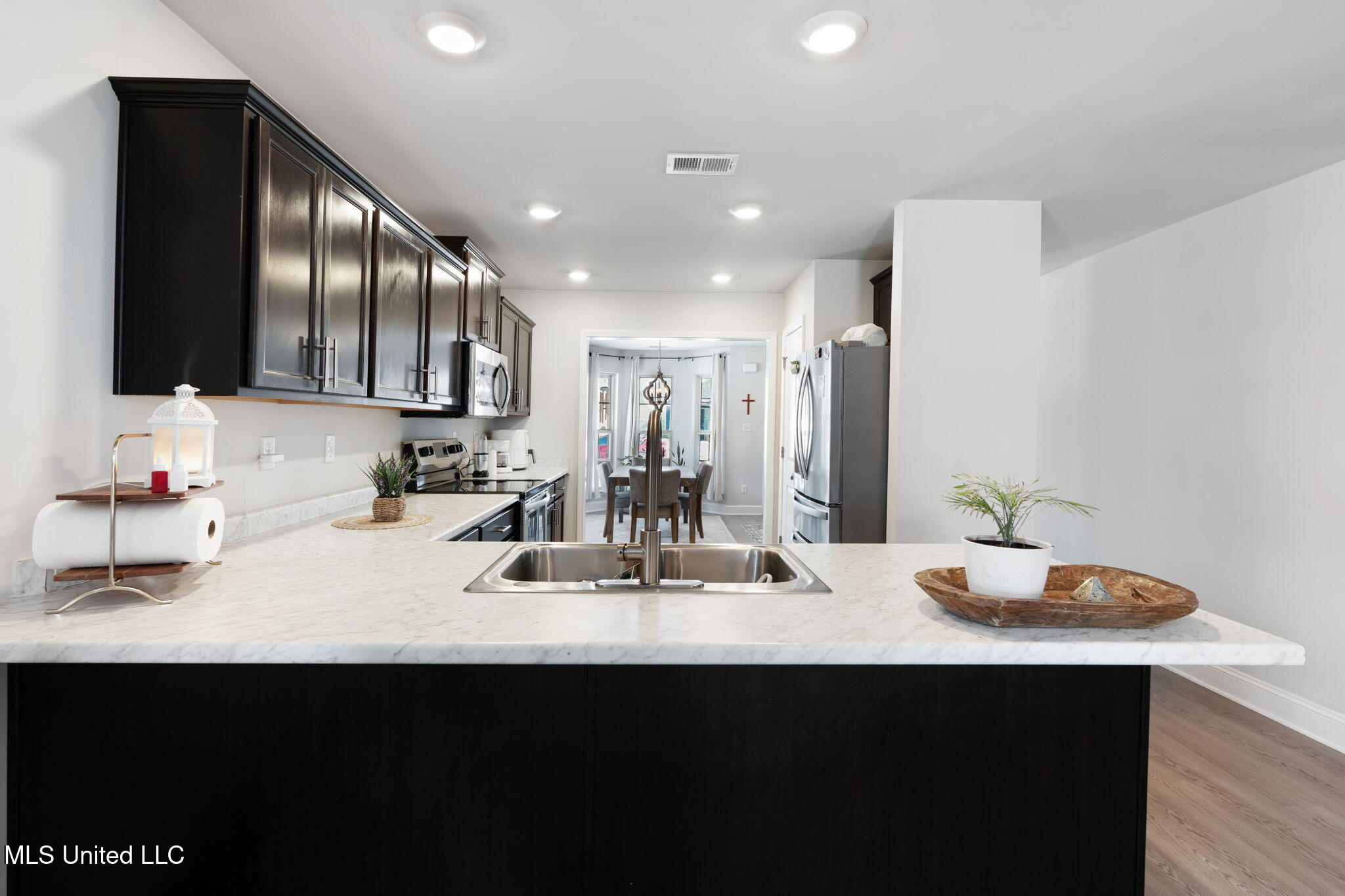 3377 Cable Lane Southaven, MS 38672 - Photo 7 of 31 9-web-or-mls-3377 Cable Ln-08